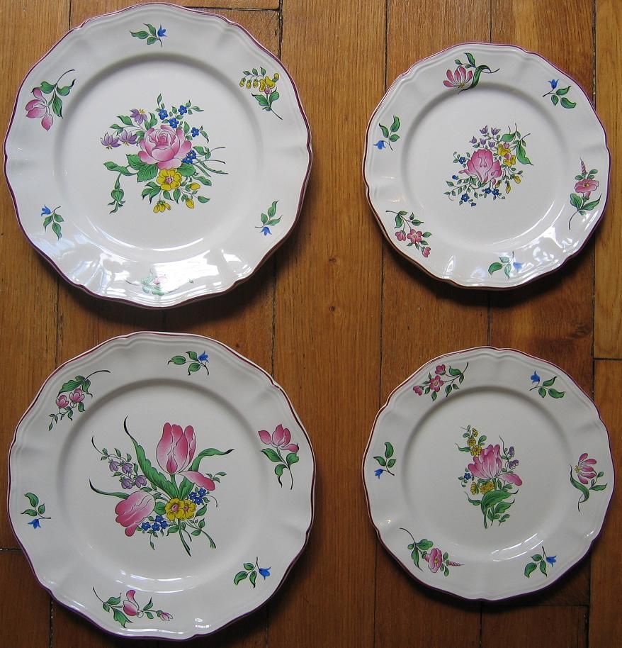 ظرف فایانس با لعاب قلع، فرانسه. عکس از https://en.wikipedia.org/wiki/majolica