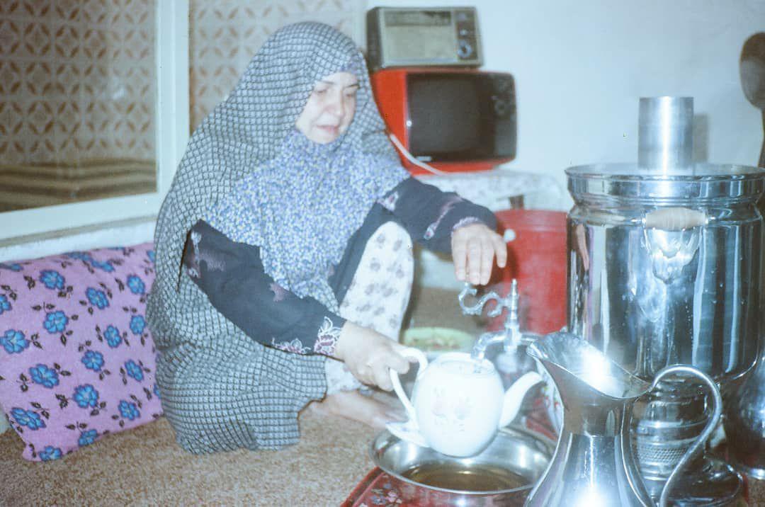 عزیز بنده چایی بود. من جوشیدهترین و خوشمزهترین چایهای زندگیم را از دست او خوردم.
