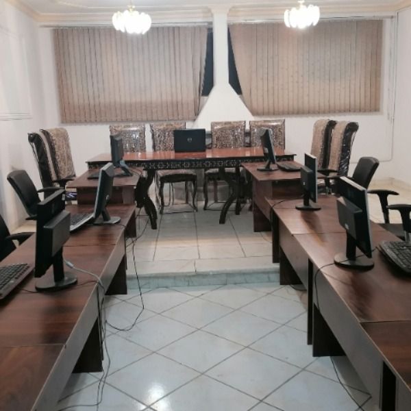 آموزشگاه کامپیوتر، حسابداری و عمران گراد