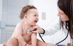 چرا باید برای اخذ نوبت پزشک اطفال در اصفهان اقدام کنید؟