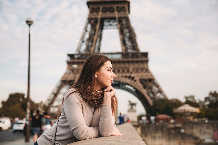 با مشاوران مهاجرتی فرکانس، مسیر اقامت فرانسه را ساده تر طی کنید