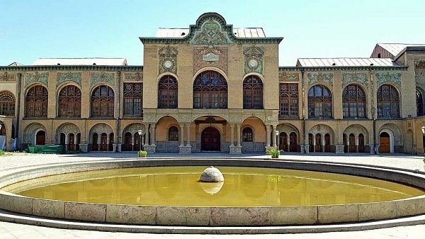 همه چیز در مورد عمارت مسعودیه تهران - اینجا تریپ