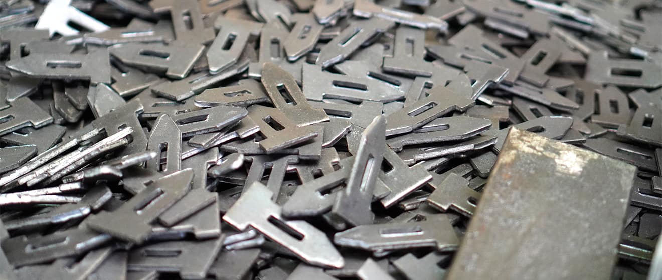 پین و گوه قالب فلزی چیست؟