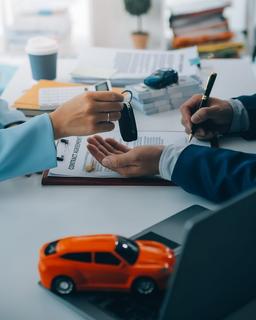 بیمه بدنه براي خودت، ثالث براي ديگران