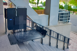 چگونه بالابر ویلچر مناسب خود را انتخاب کنیم ؟