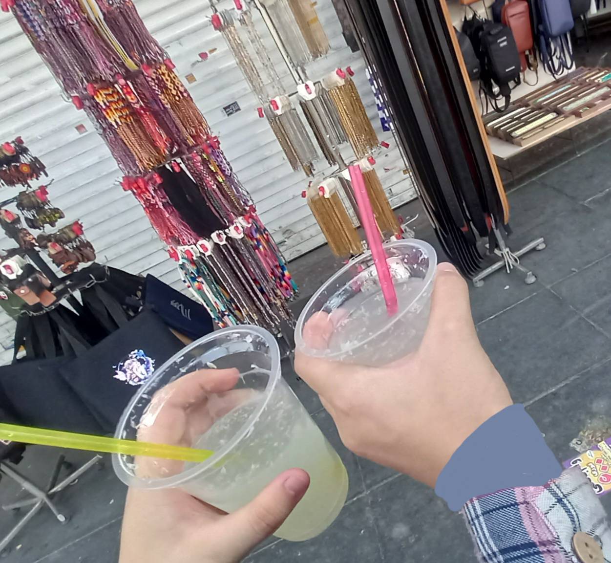 عکسی به قیمت ریخته شدن شربت روی کیف تاتسو