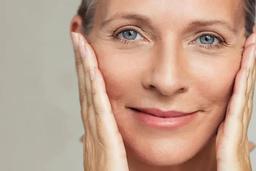 پوست خشک چیست؟