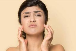 تأثیر کم‌آبی بر سلامت پوست و مو