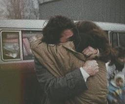 عشق یا تغییرات هورمونی