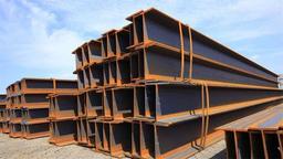 تیرآهن چیست؟ راهنمای جامع مهندسان و مجریان ساخت‌وساز