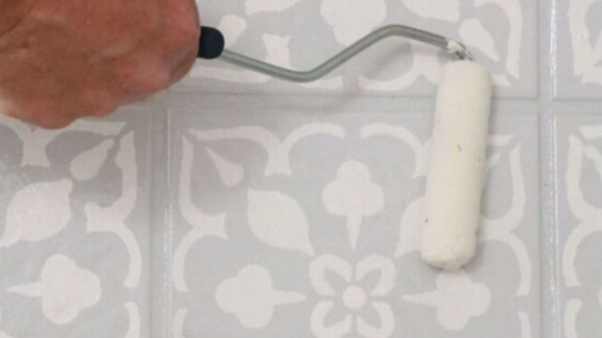 اجرای لاک محافظ دالاهو شیمی