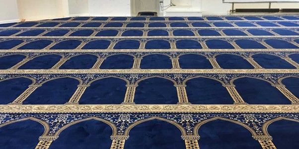 مرکز فروش انواع فرش ‌های سجاده ای در تهران