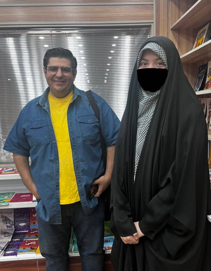 وای خودای مننن چرا دارههه از چشام ضوق میبارههه؟ .......... کیفیت عکس 100 از 100(خوبه با آیفون گرفتیم!)