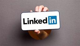 چگونه به عنوان یک کسب و کار موفق در لینکدین فعالیت کنیم؟