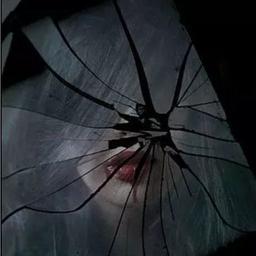 عاشقانه‌ای....در دل توفان...