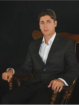 بهترین وکیل پاوه