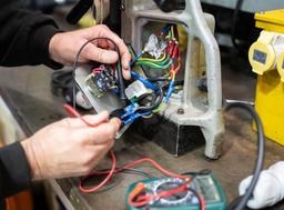 انواع خرابی‌ها و تعمیرات تخصصی دریل مگنت