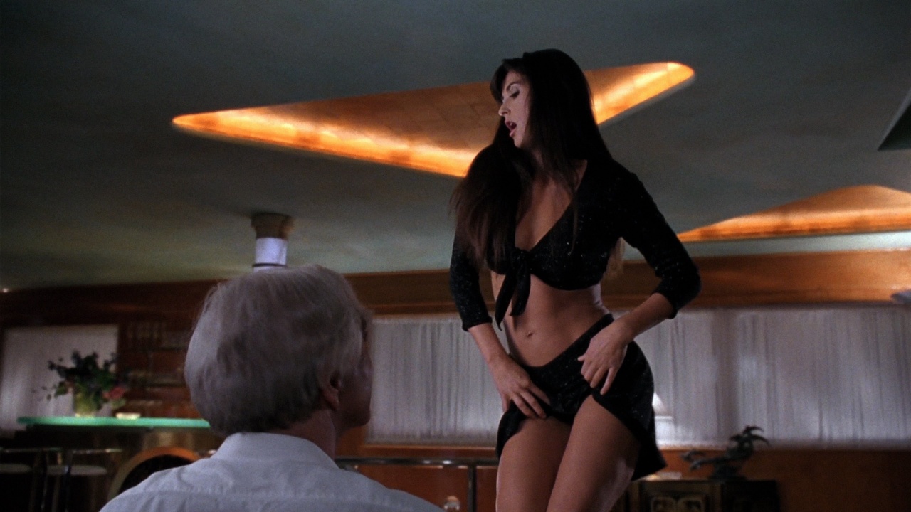فیلم Striptease رقص برهنه