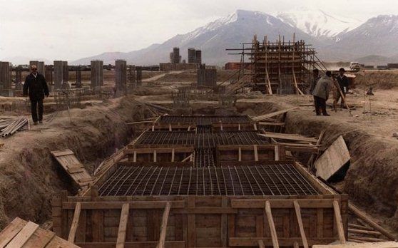 ساخت پتروشیمی شازند