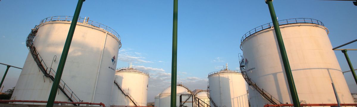 مخازن پتروشیمی شازند