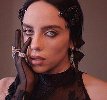 بیلی آیلیش کیست و از او چه میدانید؟