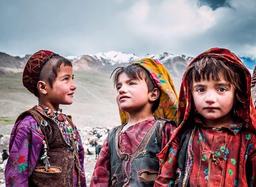 دختر طاقت بیار !