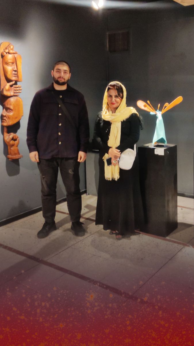 خانم ملحیه کیانیان و بنده