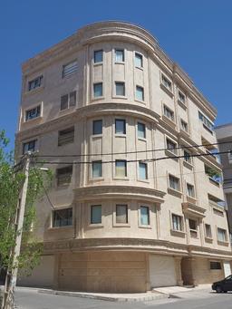 انواع سنگ تراورتن کرم روشن نما