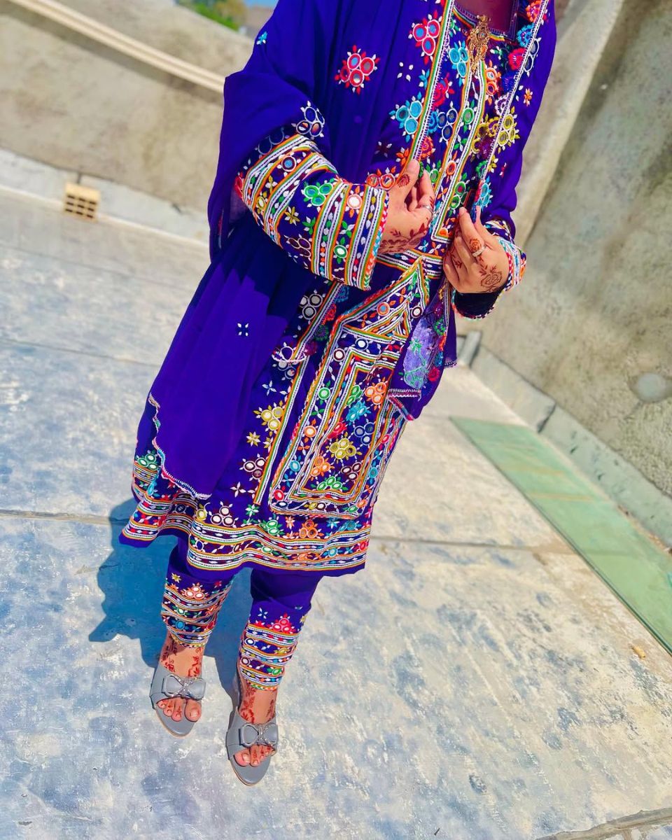 بلوچستان در تار و پود لباس