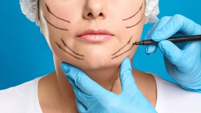 عمل جراحی طبیعی