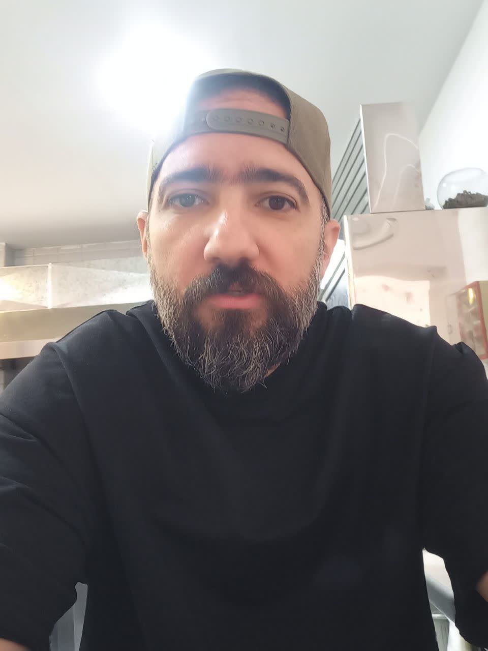 پروفسور وحید ونکی در تهران