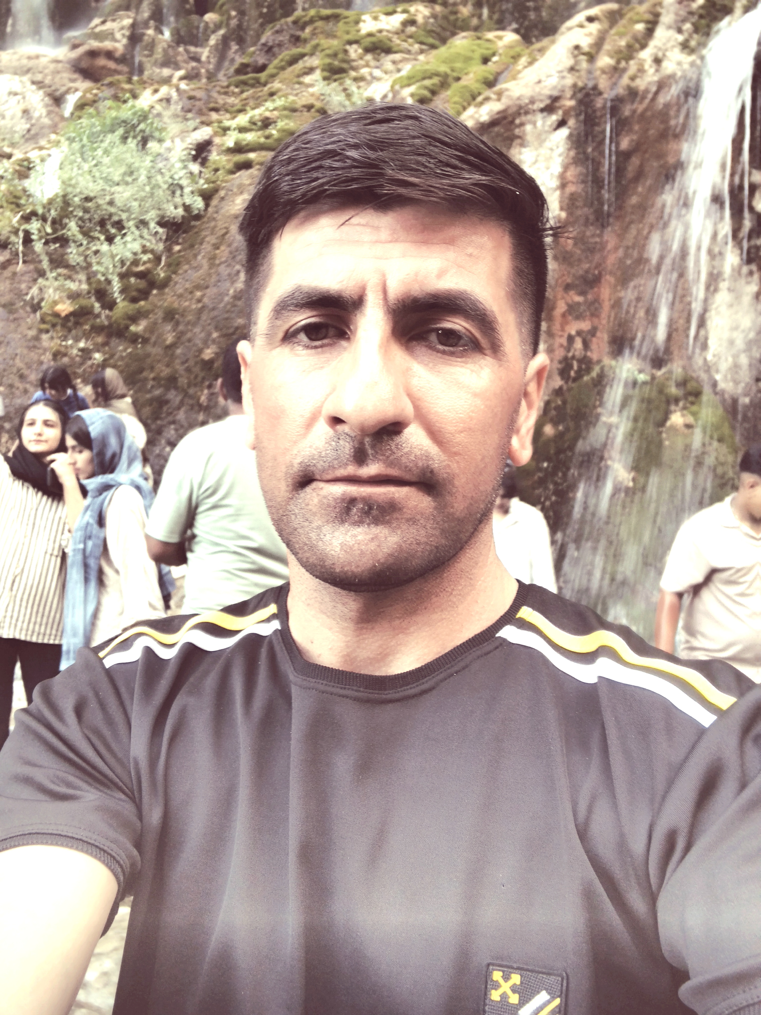 این عکس هم که در تاریخ ۱۰ شهریور ۱۴۰۴ در آبشار مارگون گرفته شده است