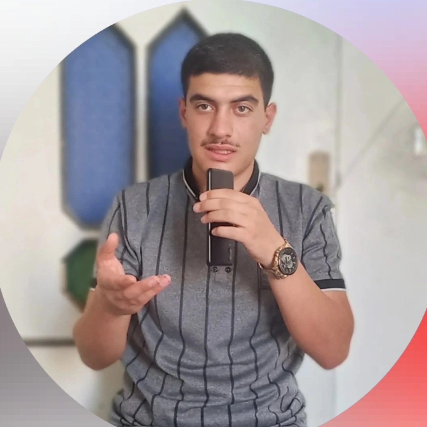 قاری قرآن کریم ابوالفضل مبارک ابادی این پسر عاشق قرآن کریم است همیشه تلاوت