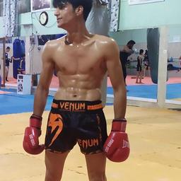 اسماعیل رحمانی (ابراهیم رحمانی). قهرمان آینده دار موی تای ایران از باشگاه قهرمان سازی استاد مسعود علیزاده