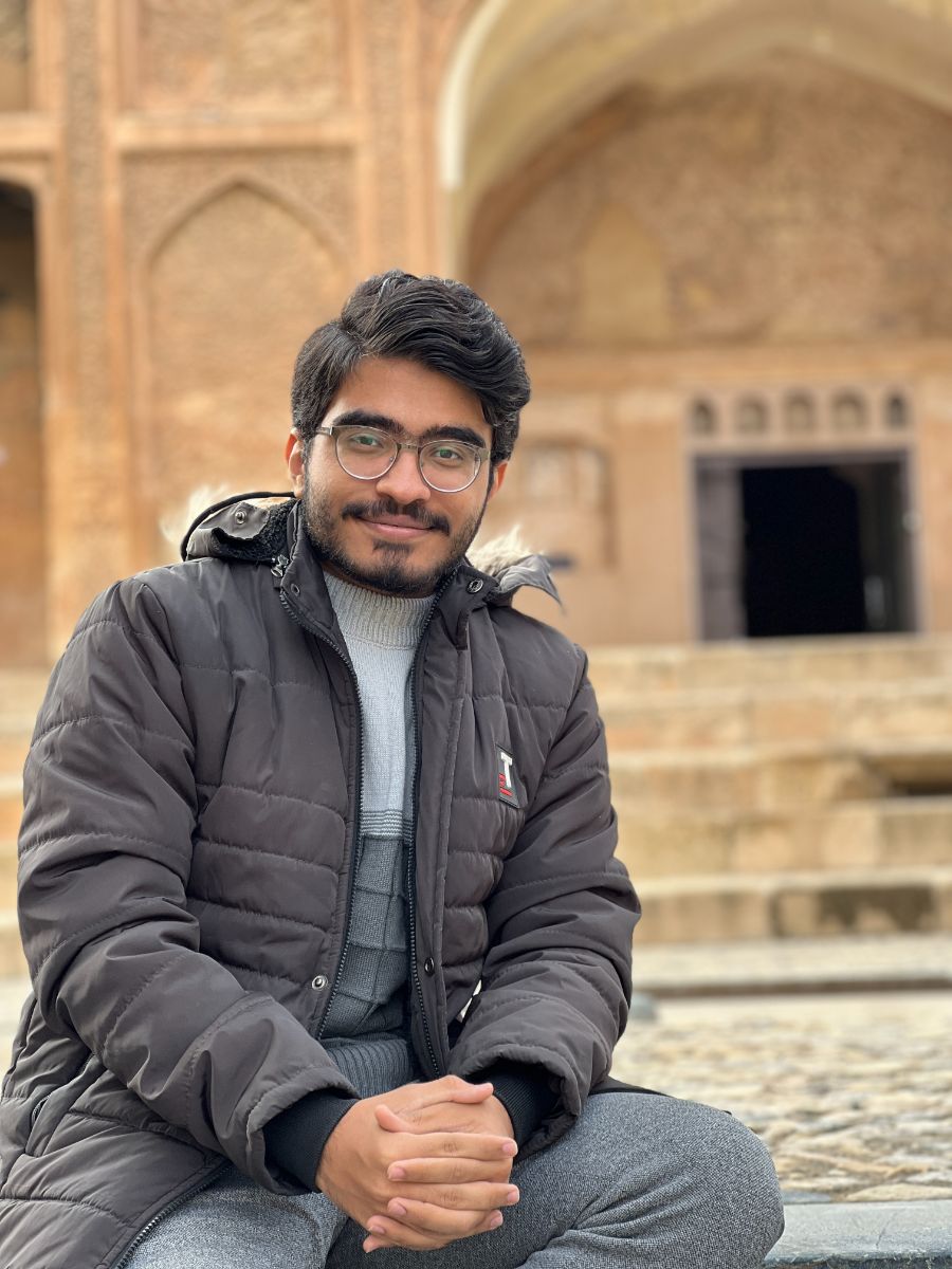 علی اسمی _ دانشجو