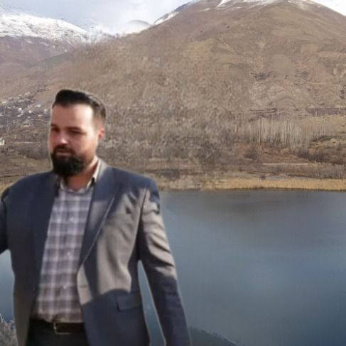 مرتضی طاهری دهیار و مدیر عامل تعاونی دریاچه اوان