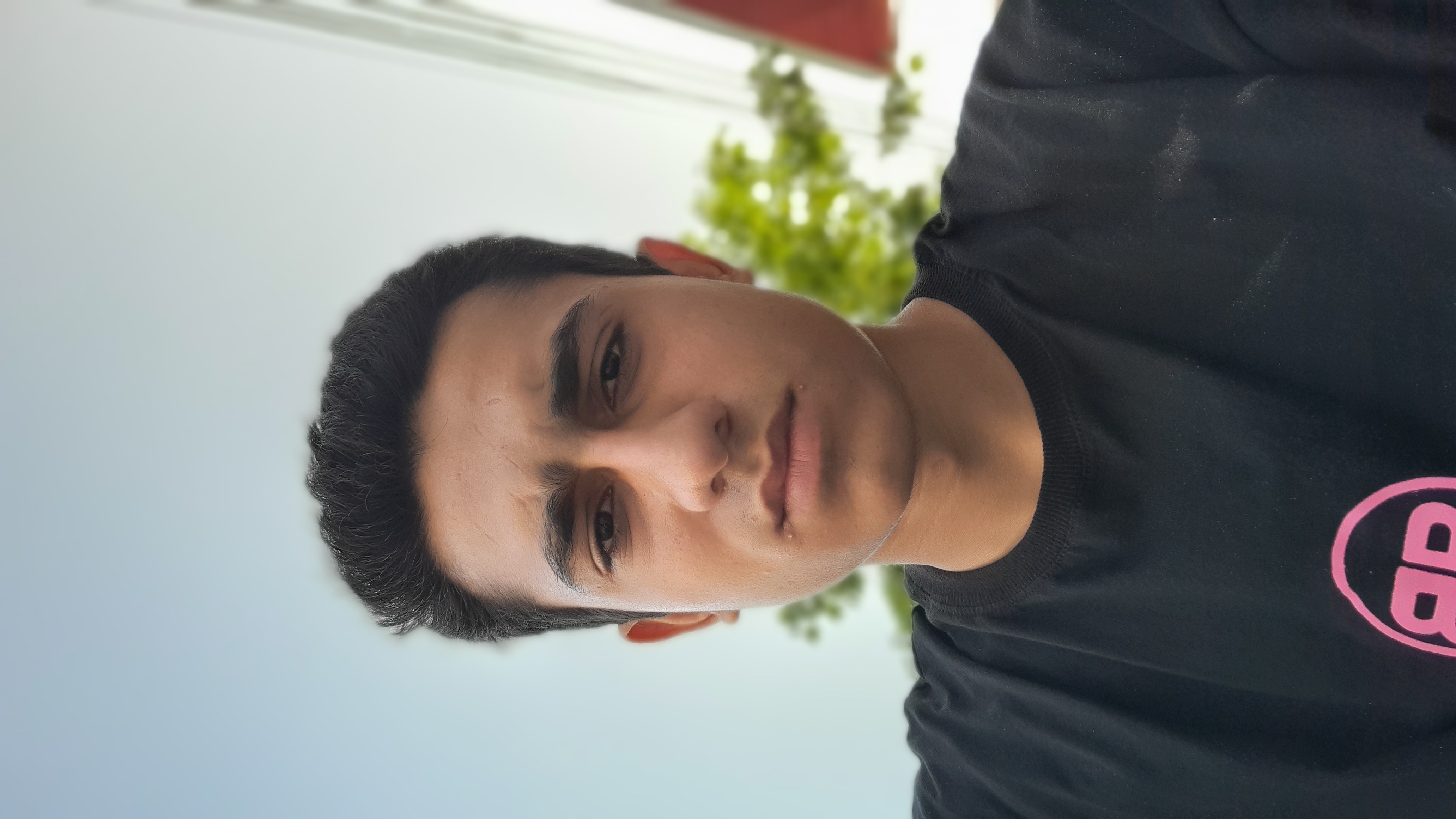موحد قربانی