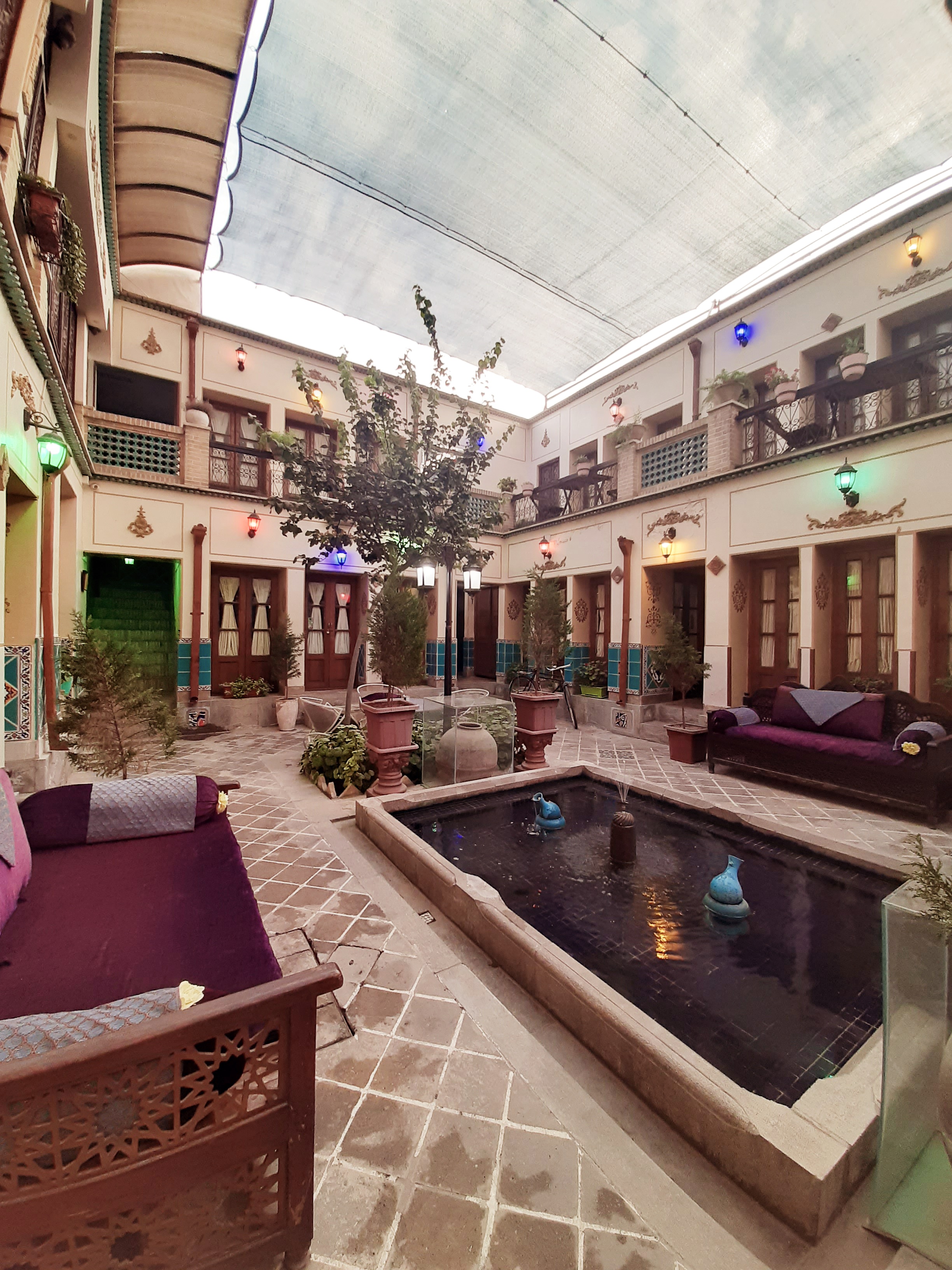 خانه‌ی خورشید.