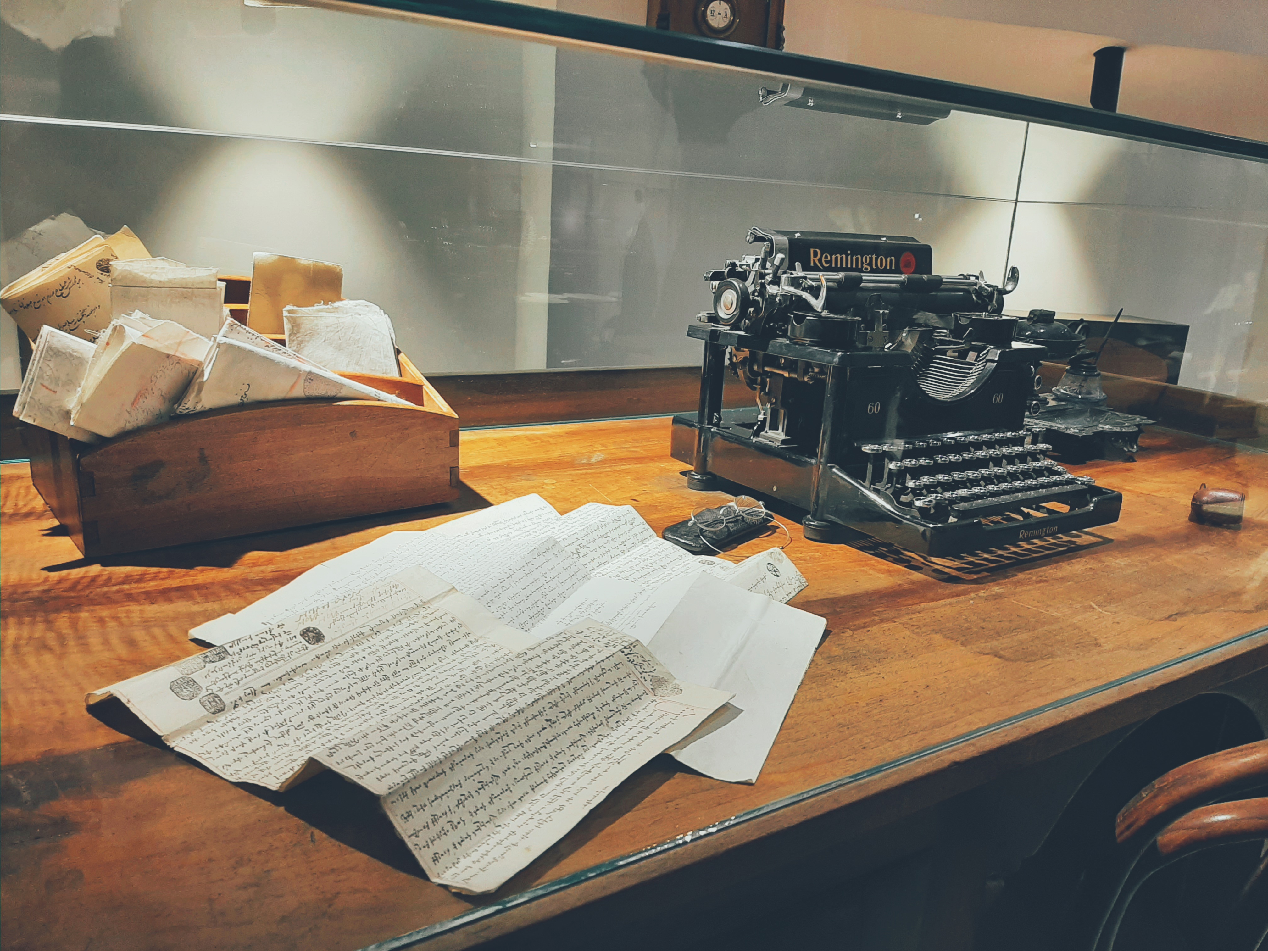 با یک دختر ارمنیِ شیفته‌ی علی(ع) آشنا شدم.