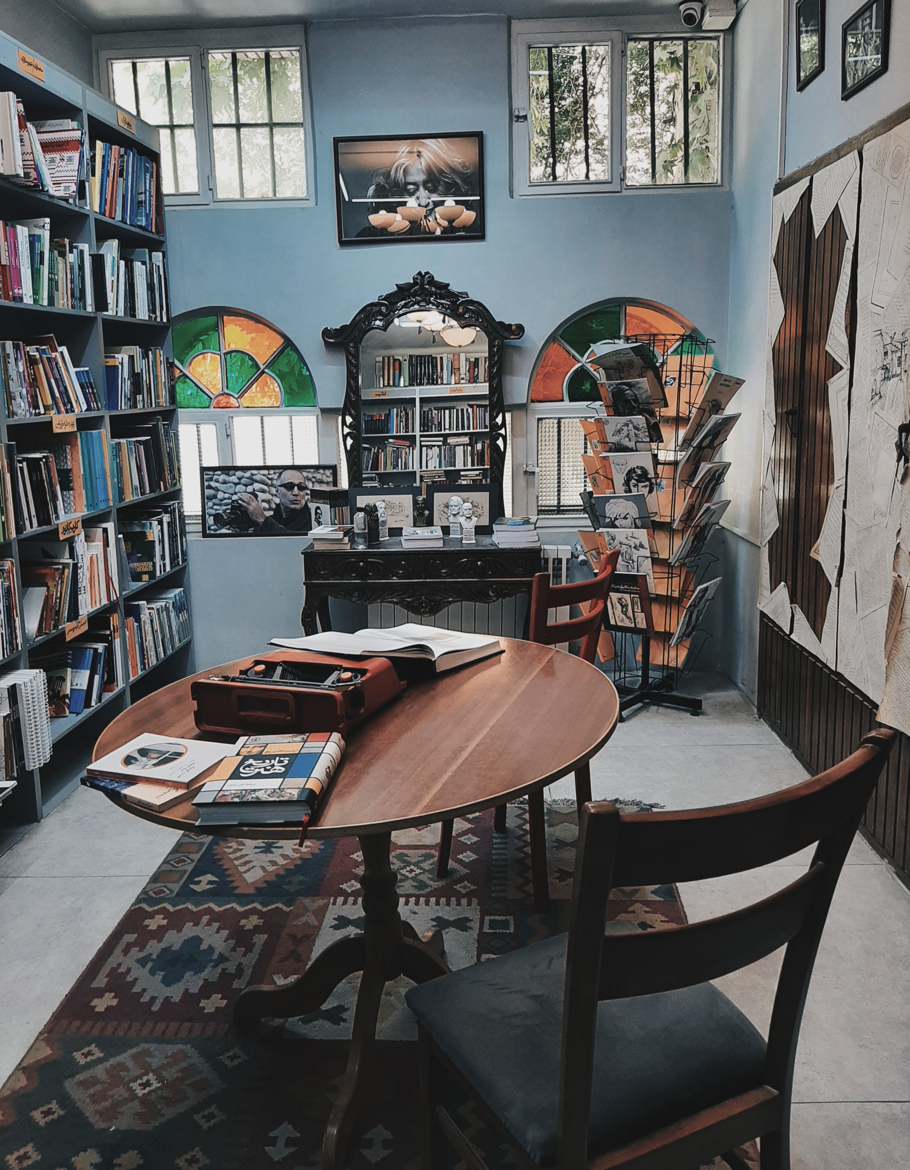 سلیقه‌ی آقای صحت.