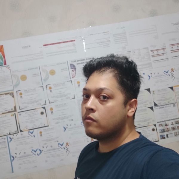 ایمان باقری، جوان ترین استاد دانشگاه با مرتبه علمی دانشیار