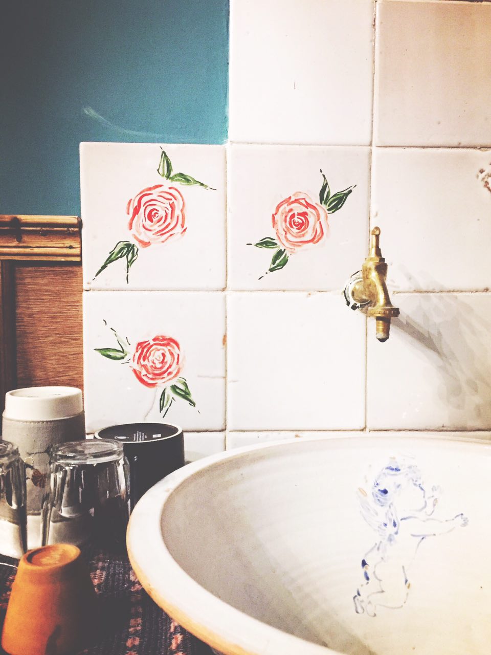 زيرِ بالشتِ خدا