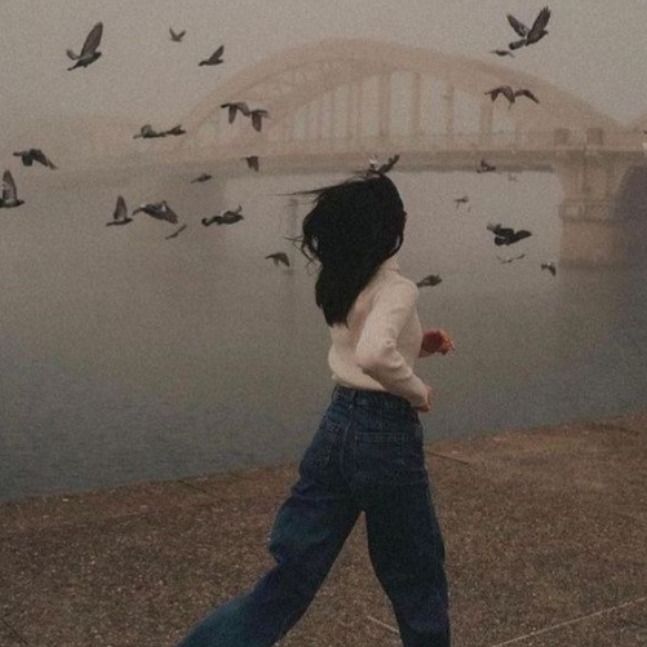 دختر خنده های دروغین 🫀