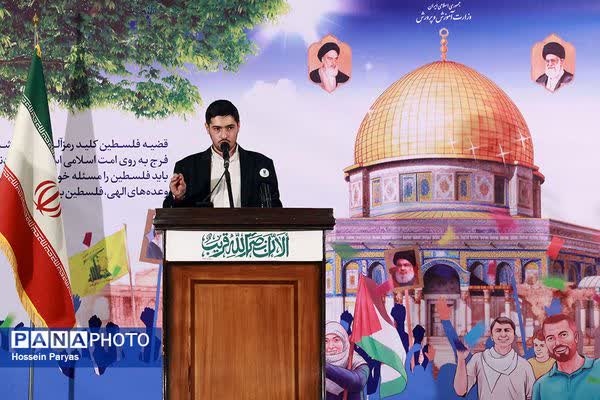 علی کاتوزیان متولد 1386/3/29 بزرگ شده تهران