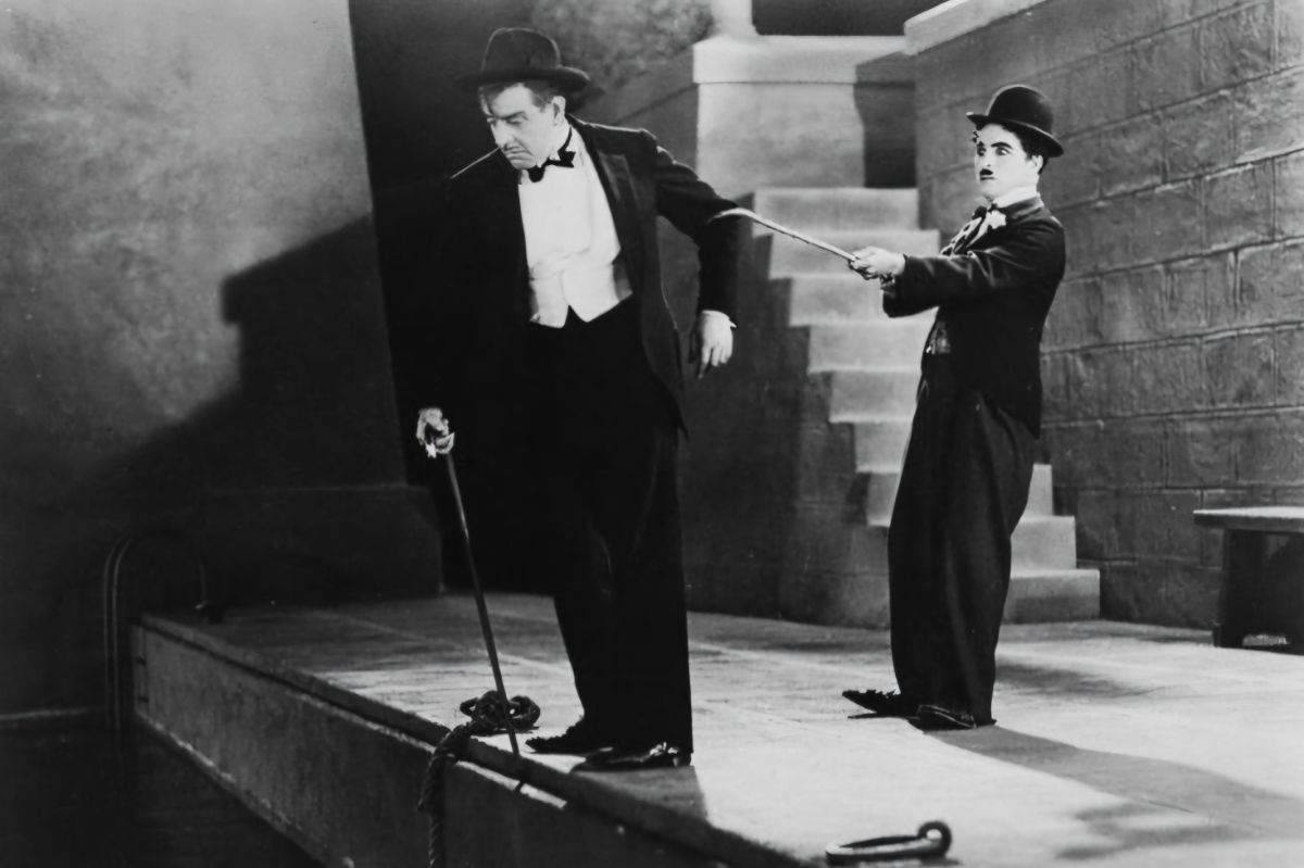 هری مایرز در نقش میلیونر دائمالخمر