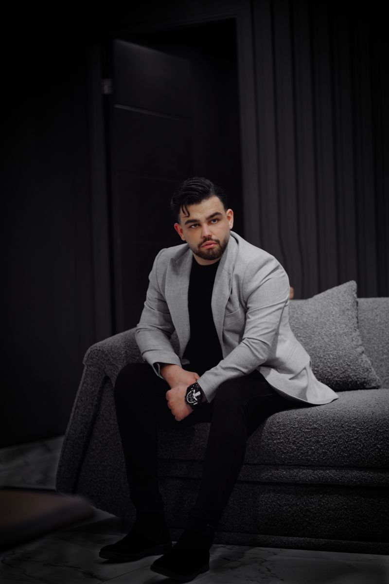 حمیدرضا براتی تهیه کننده و کارگردان 