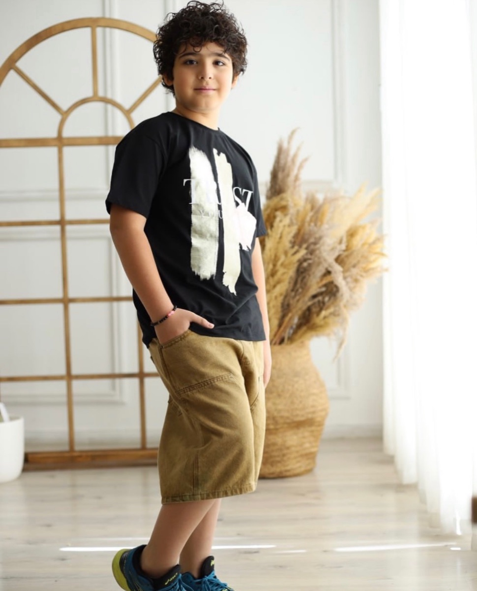 امیرعطا دهقان بازیگر سینما و تلویزیون متولد ۱۳۹۳ در مشهد فعالیت خود را در حوزه هنری بازیگری در سال ۱۳۹۹شروع کرد