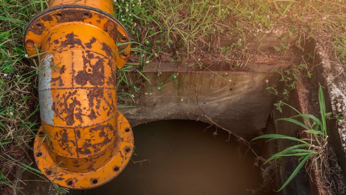 سریع‌ترین روش‌ها برای رفع گرفتگی لوله فاضلاب