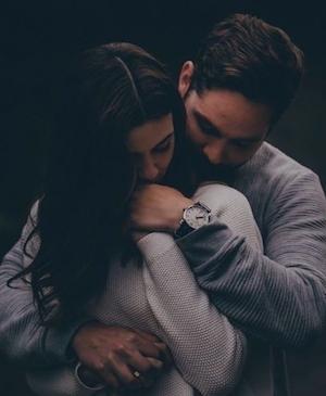 آغوش، تبعیدگاه آرامش