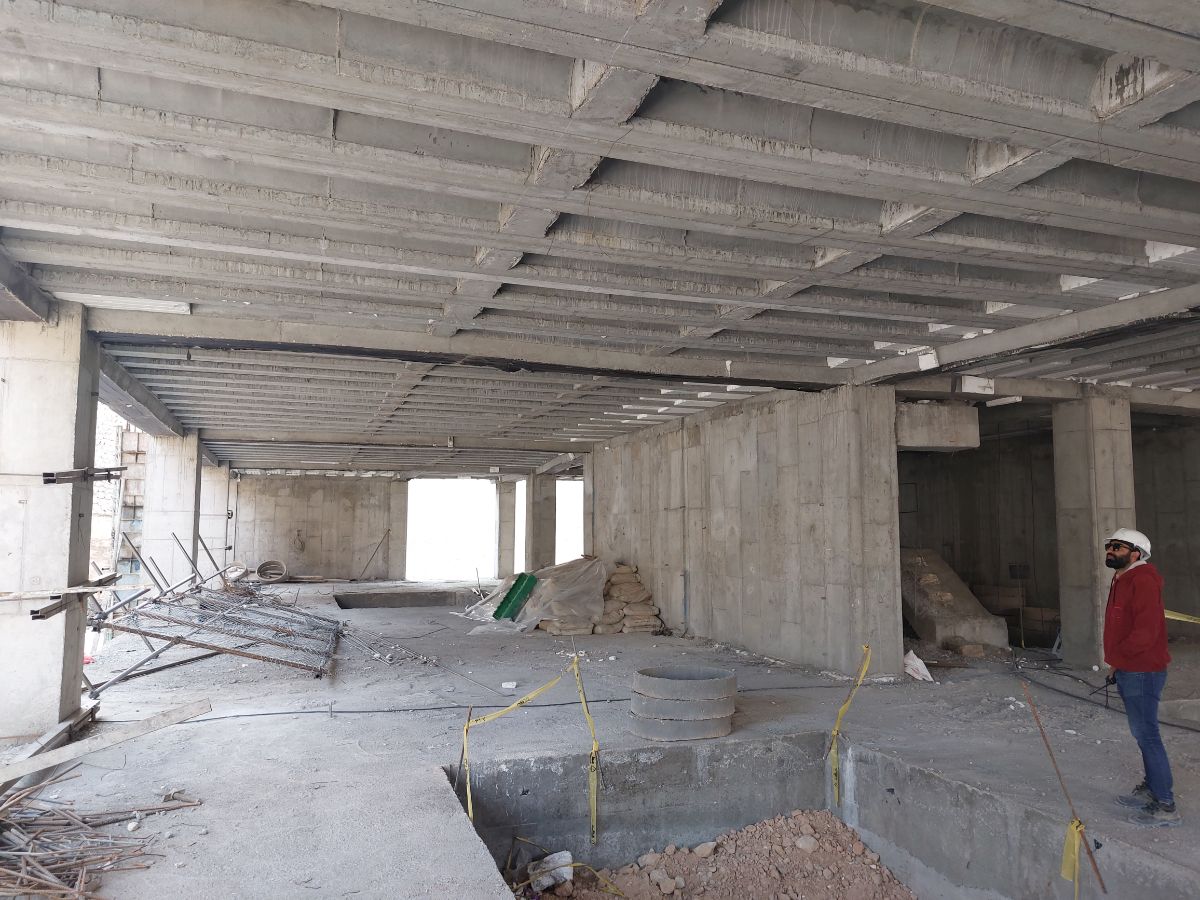 اجرای سقف با تیرچه پیش تنیده